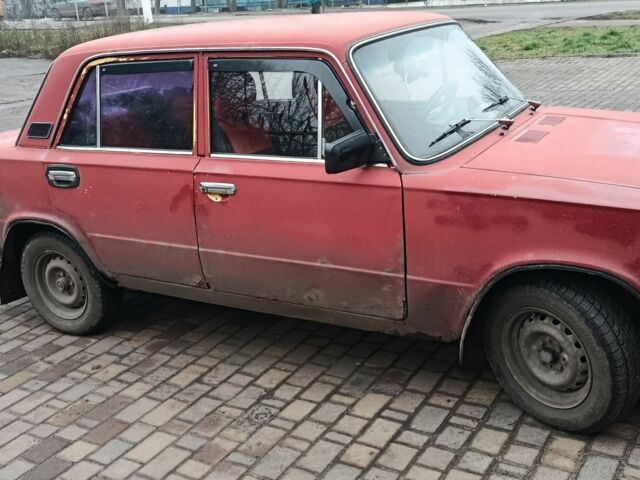 Червоний ВАЗ 2101, об'ємом двигуна 1.3 л та пробігом 98 тис. км за 700 $, фото 2 на Automoto.ua