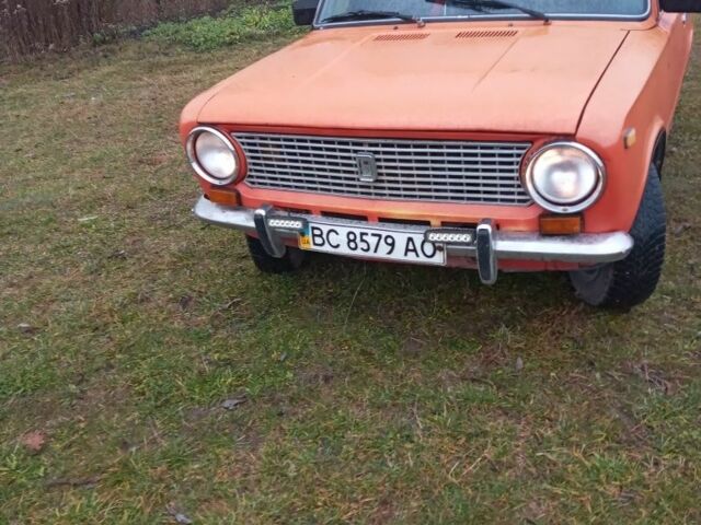 Красный ВАЗ 2101, объемом двигателя 0 л и пробегом 350 тыс. км за 904 $, фото 7 на Automoto.ua