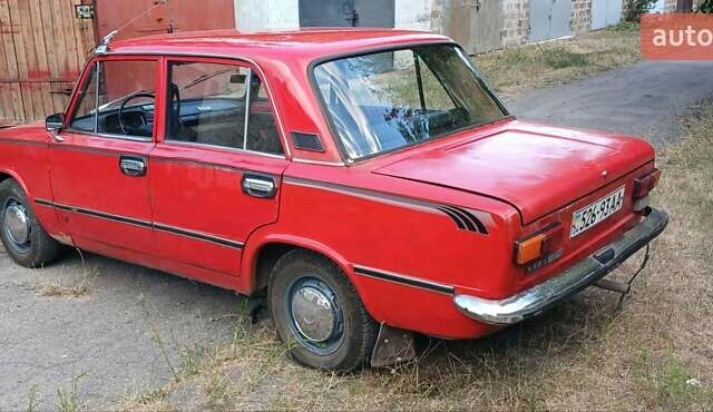 Красный ВАЗ 2101, объемом двигателя 1.3 л и пробегом 61 тыс. км за 399 $, фото 3 на Automoto.ua