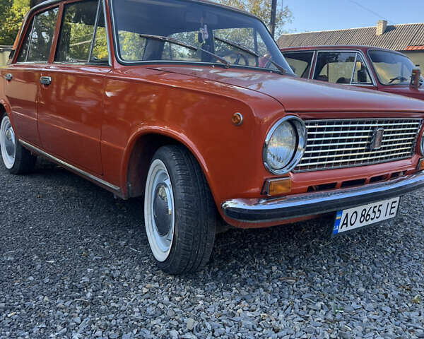 Красный ВАЗ 2101, объемом двигателя 1.2 л и пробегом 58 тыс. км за 4500 $, фото 2 на Automoto.ua