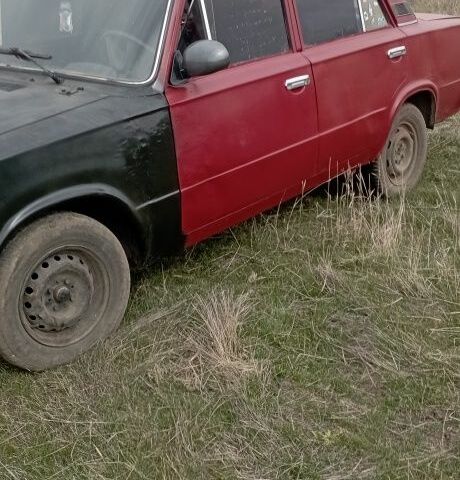 Червоний ВАЗ 2101, об'ємом двигуна 0 л та пробігом 1000 тис. км за 331 $, фото 2 на Automoto.ua