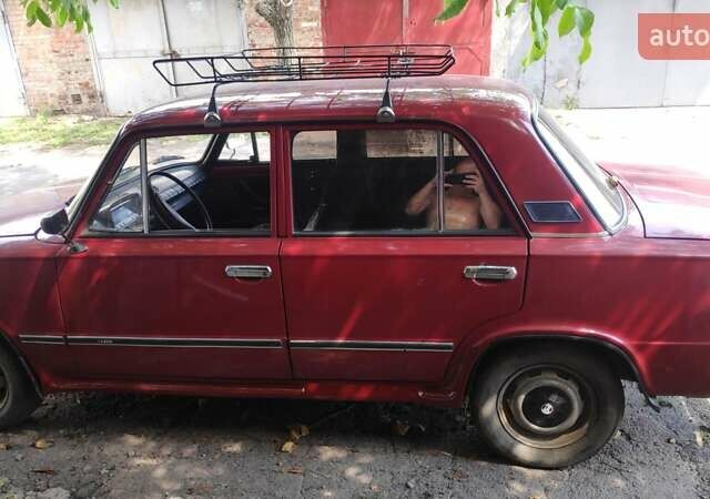 Красный ВАЗ 2101, объемом двигателя 1.2 л и пробегом 129 тыс. км за 600 $, фото 4 на Automoto.ua
