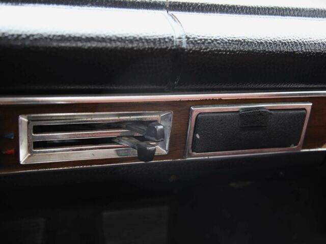 Красный ВАЗ 2101, объемом двигателя 0 л и пробегом 156 тыс. км за 1307 $, фото 14 на Automoto.ua