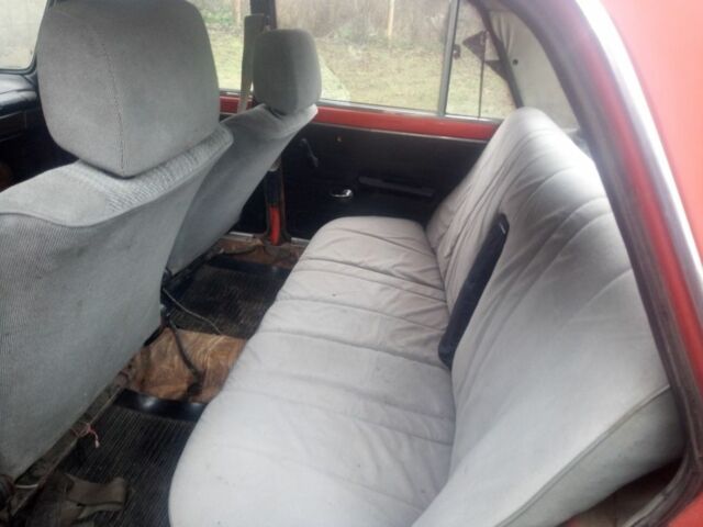 Красный ВАЗ 2101, объемом двигателя 1.3 л и пробегом 711 тыс. км за 356 $, фото 7 на Automoto.ua