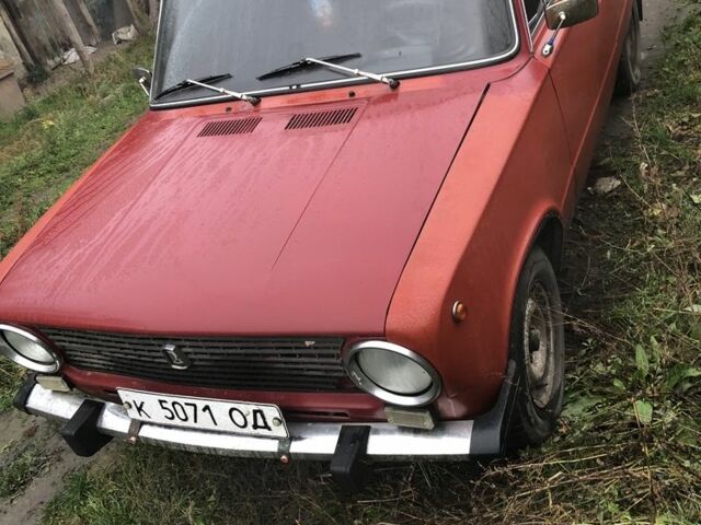 Красный ВАЗ 2101, объемом двигателя 1.3 л и пробегом 3 тыс. км за 873 $, фото 3 на Automoto.ua