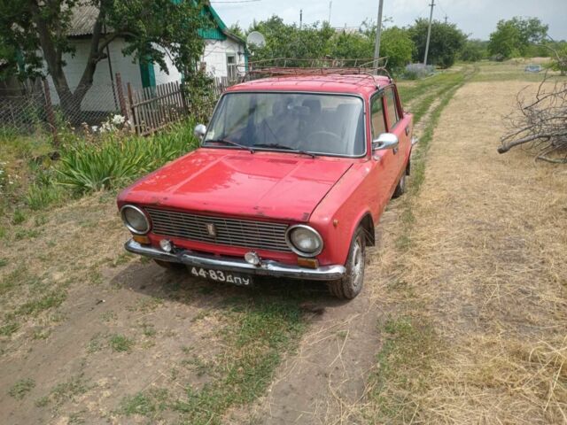 Красный ВАЗ 2101, объемом двигателя 1.2 л и пробегом 100 тыс. км за 550 $, фото 7 на Automoto.ua