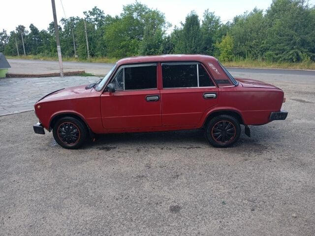 Красный ВАЗ 2101, объемом двигателя 0 л и пробегом 2 тыс. км за 649 $, фото 1 на Automoto.ua