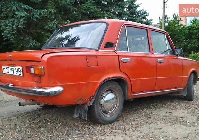 Червоний ВАЗ 2101, об'ємом двигуна 1.3 л та пробігом 177 тис. км за 700 $, фото 3 на Automoto.ua