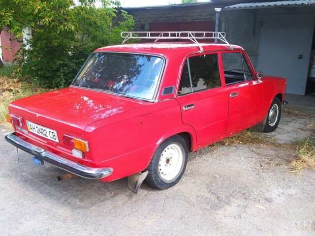 Красный ВАЗ 2101, объемом двигателя 1.2 л и пробегом 18 тыс. км за 1044 $, фото 2 на Automoto.ua