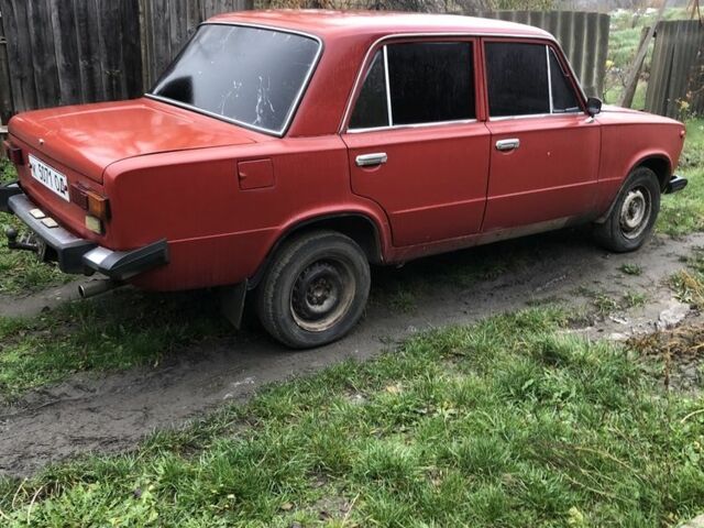 Красный ВАЗ 2101, объемом двигателя 1.3 л и пробегом 3 тыс. км за 873 $, фото 2 на Automoto.ua