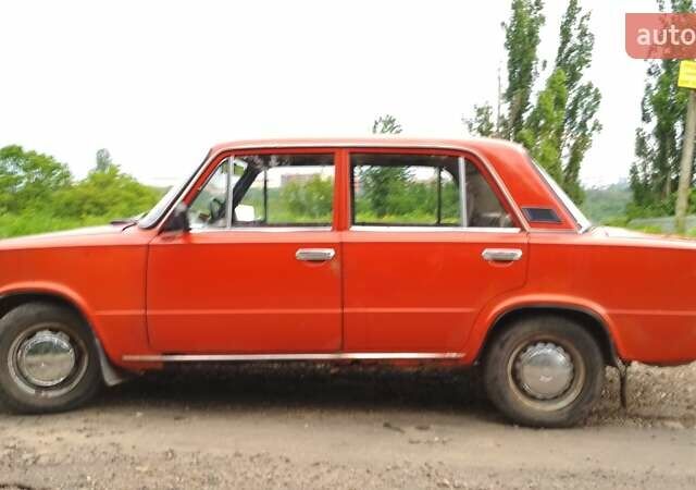 Червоний ВАЗ 2101, об'ємом двигуна 1.3 л та пробігом 177 тис. км за 700 $, фото 6 на Automoto.ua
