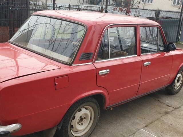 Червоний ВАЗ 2101, об'ємом двигуна 1.2 л та пробігом 62 тис. км за 800 $, фото 2 на Automoto.ua