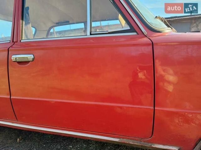 Червоний ВАЗ 2101, об'ємом двигуна 1.2 л та пробігом 108 тис. км за 2000 $, фото 2 на Automoto.ua