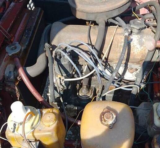 Червоний ВАЗ 2101, об'ємом двигуна 1.2 л та пробігом 320 тис. км за 602 $, фото 4 на Automoto.ua