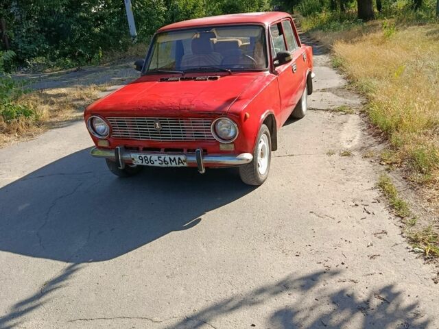 Червоний ВАЗ 2101, об'ємом двигуна 1.2 л та пробігом 290 тис. км за 13500 $, фото 1 на Automoto.ua