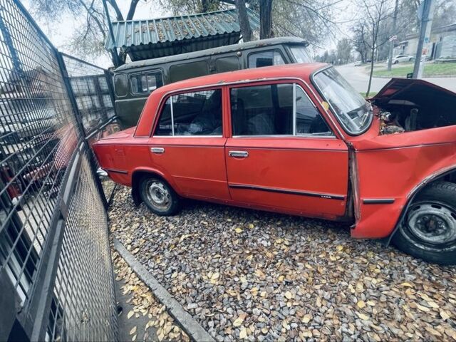 Красный ВАЗ 2101, объемом двигателя 1.2 л и пробегом 116 тыс. км за 250 $, фото 5 на Automoto.ua