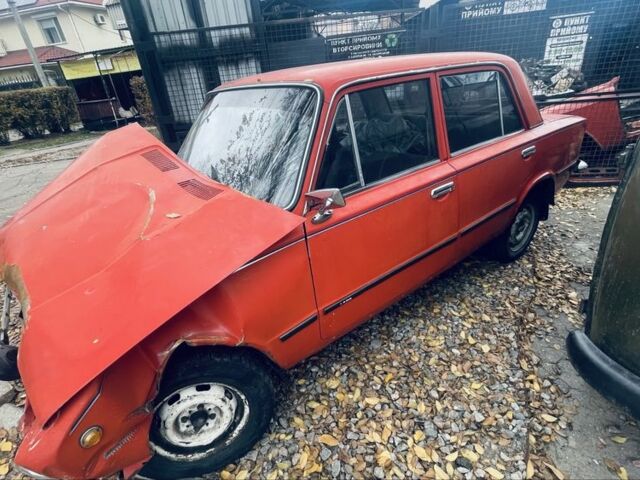 Красный ВАЗ 2101, объемом двигателя 1.2 л и пробегом 116 тыс. км за 250 $, фото 3 на Automoto.ua