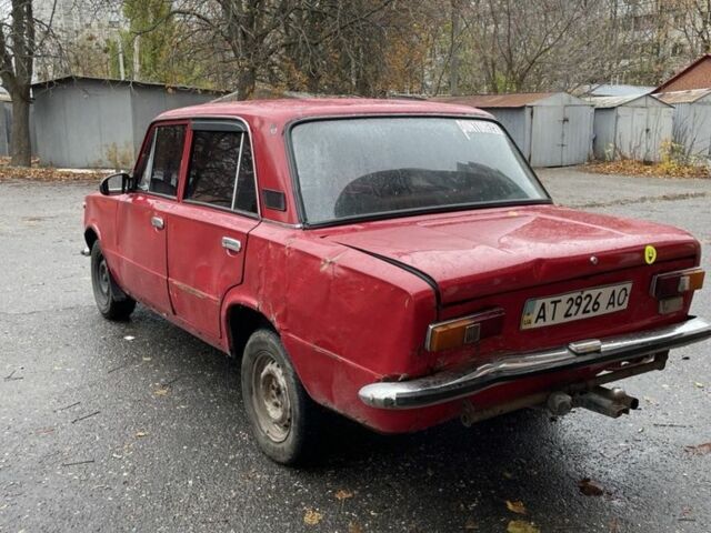 Красный ВАЗ 2101, объемом двигателя 0 л и пробегом 200 тыс. км за 19000 $, фото 3 на Automoto.ua