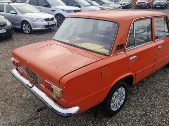 Красный ВАЗ 2101, объемом двигателя 1.3 л и пробегом 88 тыс. км за 550 $, фото 5 на Automoto.ua