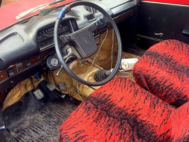 Красный ВАЗ 2101, объемом двигателя 1.2 л и пробегом 100 тыс. км за 350 $, фото 2 на Automoto.ua