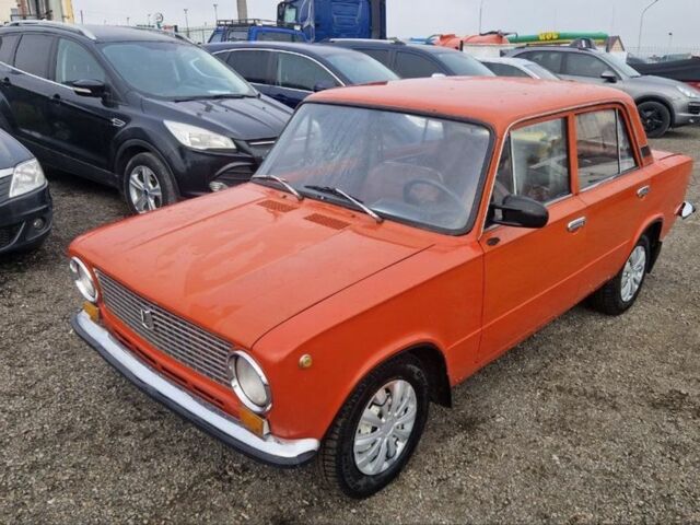 Красный ВАЗ 2101, объемом двигателя 1.3 л и пробегом 88 тыс. км за 550 $, фото 1 на Automoto.ua