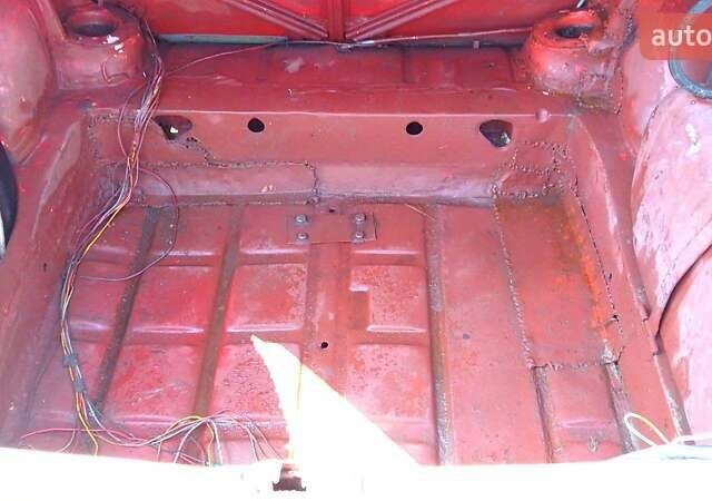 Червоний ВАЗ 2101, об'ємом двигуна 1.2 л та пробігом 320 тис. км за 602 $, фото 5 на Automoto.ua