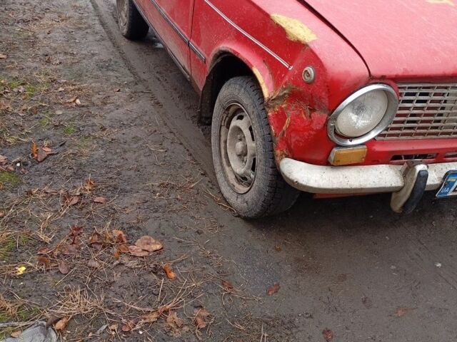 Красный ВАЗ 2101, объемом двигателя 1.2 л и пробегом 2 тыс. км за 357 $, фото 5 на Automoto.ua