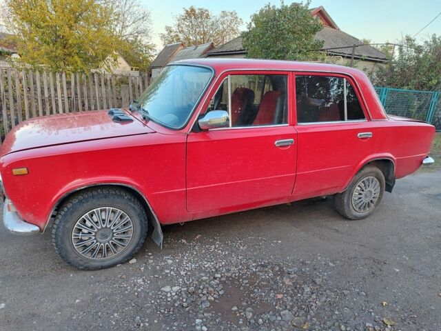 Червоний ВАЗ 2101, об'ємом двигуна 0 л та пробігом 1000 тис. км за 619 $, фото 5 на Automoto.ua