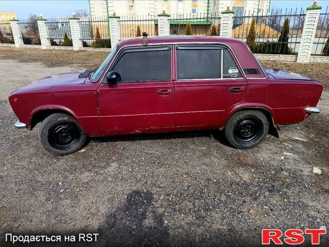 Красный ВАЗ 2101, объемом двигателя 13 л и пробегом 0 тыс. км за 650 $, фото 3 на Automoto.ua
