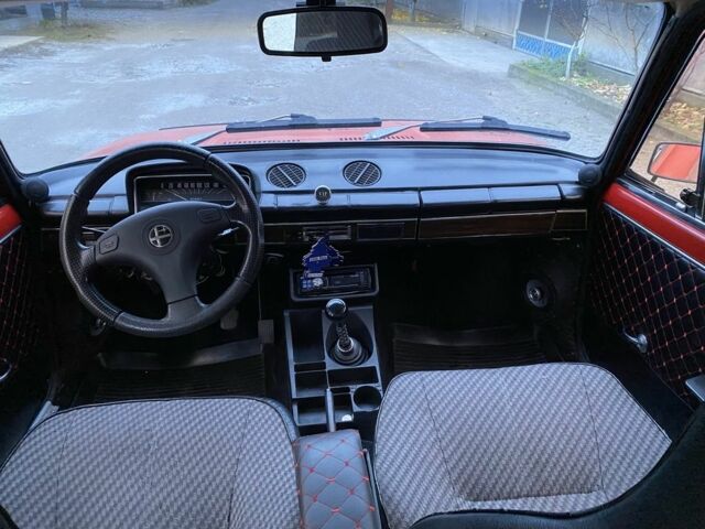 Червоний ВАЗ 2101, об'ємом двигуна 1.2 л та пробігом 200 тис. км за 1100 $, фото 4 на Automoto.ua