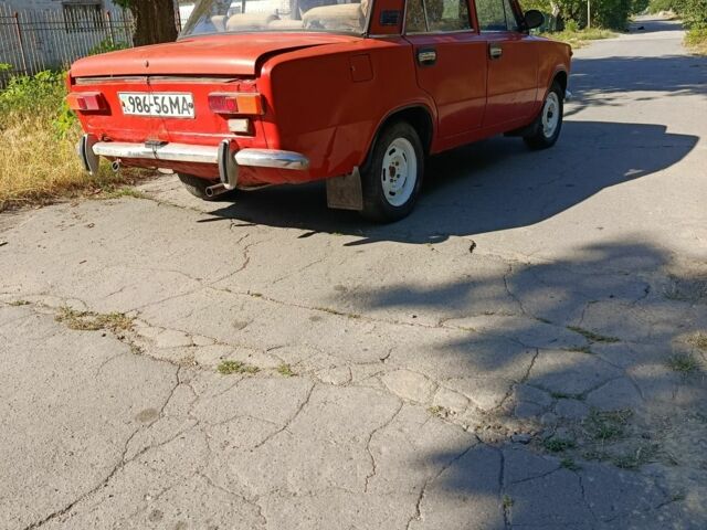 Червоний ВАЗ 2101, об'ємом двигуна 1.2 л та пробігом 290 тис. км за 13500 $, фото 3 на Automoto.ua
