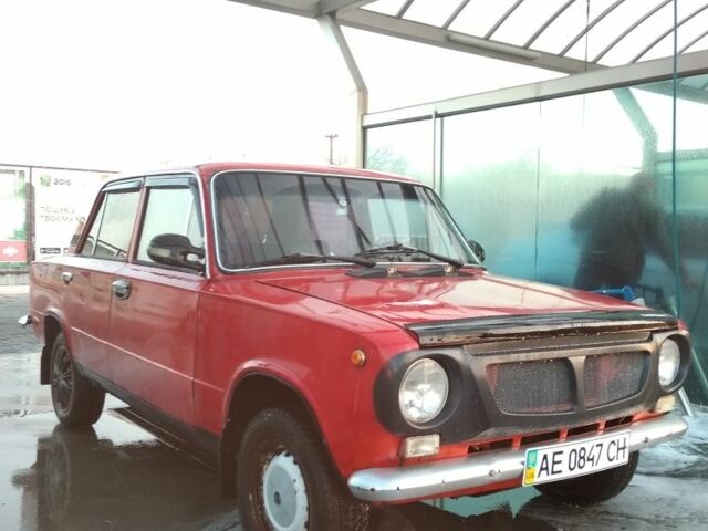 Красный ВАЗ 2101, объемом двигателя 1.2 л и пробегом 14 тыс. км за 596 $, фото 9 на Automoto.ua