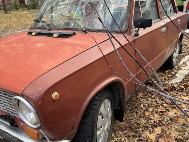 Красный ВАЗ 2101, объемом двигателя 1.2 л и пробегом 82 тыс. км за 429 $, фото 1 на Automoto.ua