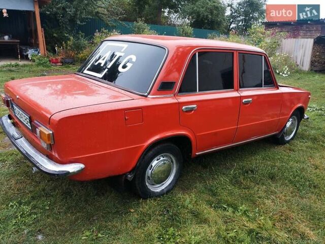 Червоний ВАЗ 2101, об'ємом двигуна 1.2 л та пробігом 70 тис. км за 1350 $, фото 5 на Automoto.ua