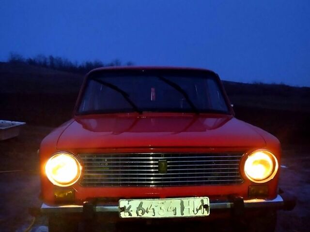 Красный ВАЗ 2101, объемом двигателя 1.5 л и пробегом 0 тыс. км за 720 $, фото 5 на Automoto.ua