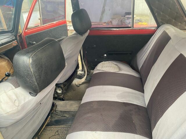 ВАЗ 2101 1983 в Николаеве на Automoto.ua Красный ВАЗ 2101, объемом двигателя 1.3 л и пробегом 3 тыс. км за 547 $, фото 4 на Automoto.ua