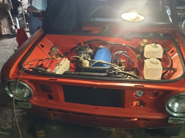 Красный ВАЗ 2101, объемом двигателя 0 л и пробегом 85 тыс. км за 820 $, фото 4 на Automoto.ua