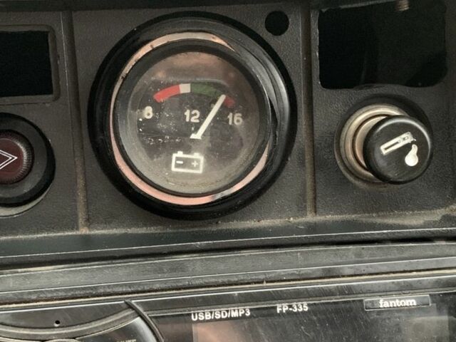 Червоний ВАЗ 2101, об'ємом двигуна 1.2 л та пробігом 200 тис. км за 355 $, фото 8 на Automoto.ua