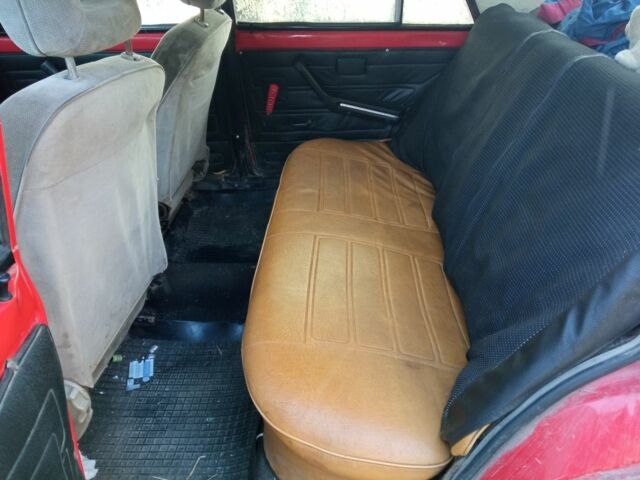 Красный ВАЗ 2101, объемом двигателя 0 л и пробегом 500 тыс. км за 287 $, фото 2 на Automoto.ua