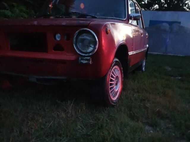 Красный ВАЗ 2101, объемом двигателя 0 л и пробегом 85 тыс. км за 820 $, фото 5 на Automoto.ua