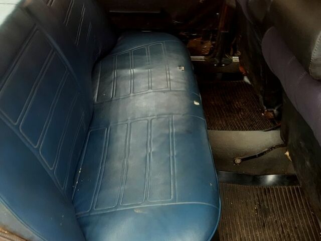 ВАЗ 2101 1984 в Чернигове на Automoto.ua Красный ВАЗ 2101, объемом двигателя 1.5 л и пробегом 82 тыс. км за 710 $, фото 5 на Automoto.ua