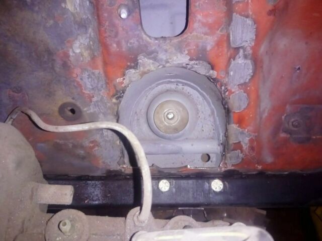 Красный ВАЗ 2101, объемом двигателя 0 л и пробегом 1 тыс. км за 2000 $, фото 4 на Automoto.ua