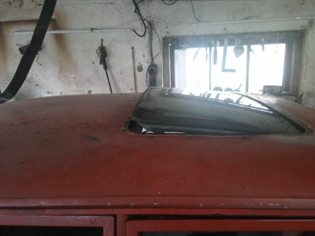 Красный ВАЗ 2101, объемом двигателя 0 л и пробегом 1 тыс. км за 2000 $, фото 2 на Automoto.ua