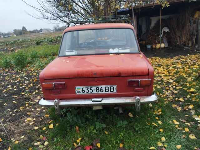 Красный ВАЗ 2101, объемом двигателя 1 л и пробегом 50 тыс. км за 357 $, фото 1 на Automoto.ua