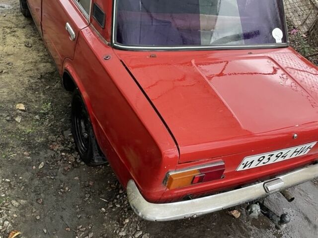 Красный ВАЗ 2101, объемом двигателя 1.3 л и пробегом 3 тыс. км за 599 $, фото 2 на Automoto.ua