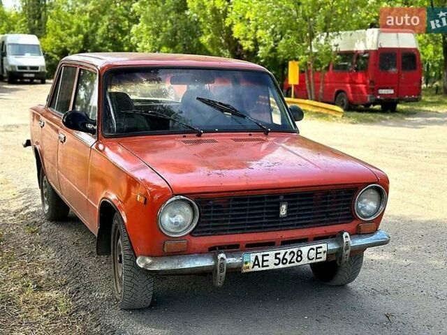 Красный ВАЗ 2101, объемом двигателя 1.3 л и пробегом 100 тыс. км за 700 $, фото 2 на Automoto.ua