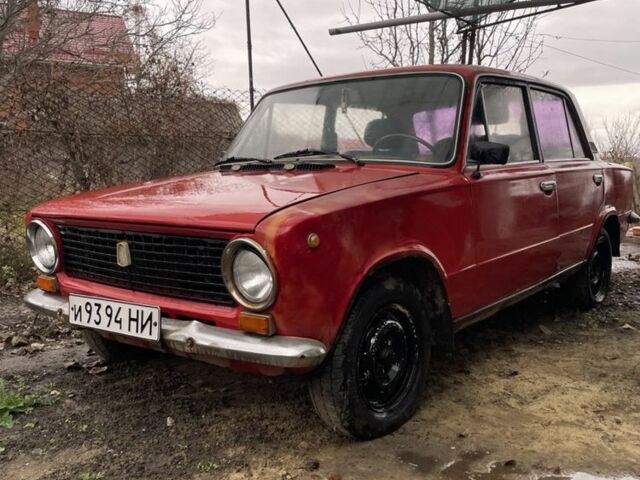 Красный ВАЗ 2101, объемом двигателя 1.3 л и пробегом 3 тыс. км за 599 $, фото 6 на Automoto.ua
