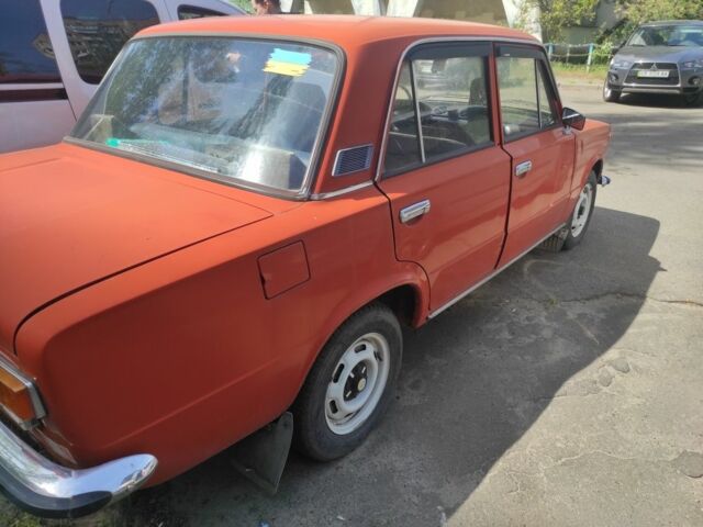 Червоний ВАЗ 2101, об'ємом двигуна 0 л та пробігом 118 тис. км за 450 $, фото 3 на Automoto.ua