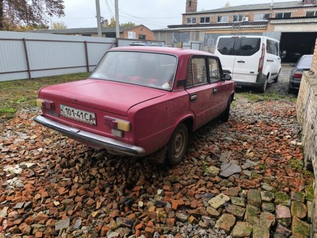 Червоний ВАЗ 2101, об'ємом двигуна 0 л та пробігом 800 тис. км за 238 $, фото 2 на Automoto.ua