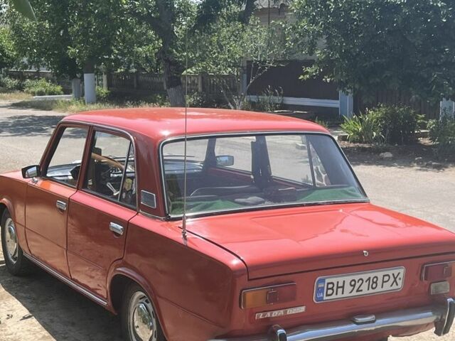 Красный ВАЗ 2101, объемом двигателя 1.2 л и пробегом 93 тыс. км за 1100 $, фото 4 на Automoto.ua